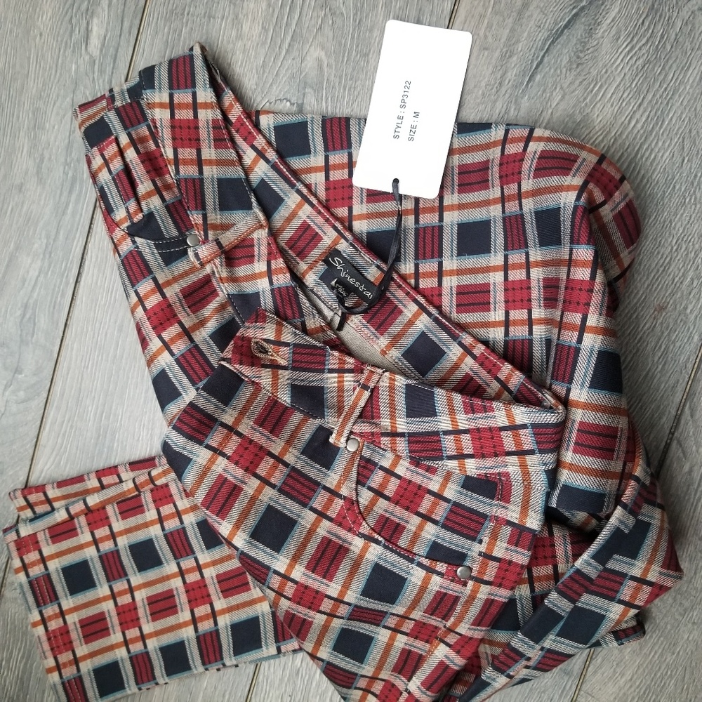 Pants - Picture 3 of 4